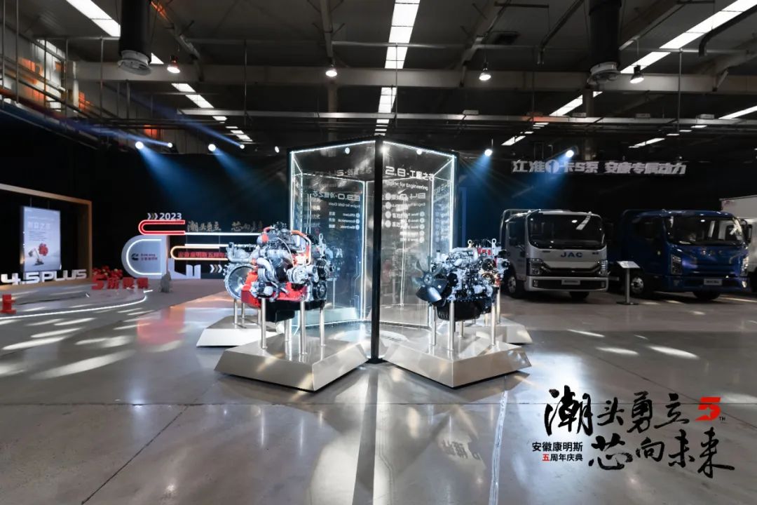 04114435ezb1.jpg 04114435ezb1.jpg